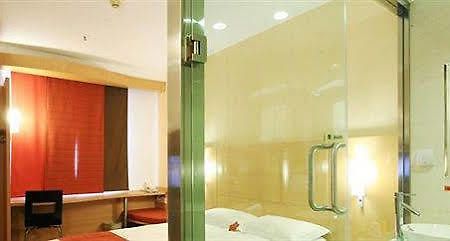 Aiweideng Hotel - Yuxi Kunming Exterior photo